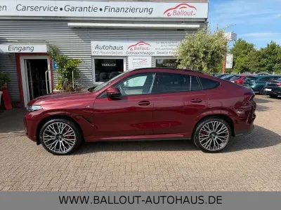 Gebraucht BMW X6 M Sport 352 PS (258 kW) 2024 Rot SUV