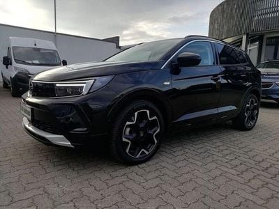 Second-hand Opel Grandland X Elegance 224 CP (164 kW) 2023 Negru SUV