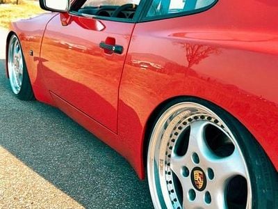 Second-hand Porsche 944 163 CP (119 kW) 1982 Roșu Coupe