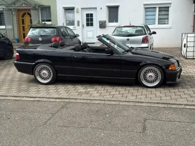 Gebraucht BMW 325 Cabriolet 192 PS (141 kW) 1993 Schwarz Cabrio