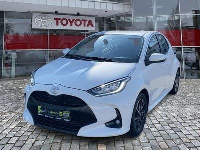 Gebraucht Toyota Yaris Team 125 PS (91 kW) 2022 Super white 2 Kleinwagen
