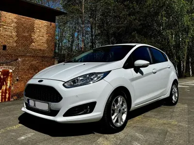 Usado Ford Fiesta S 101 HP (74 kW) 2017 Branco Citadino
