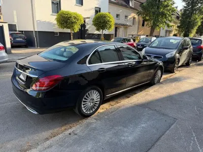 Gebraucht Mercedes C250 204 PS (150 kW) 2015 Schwarz Limousine
