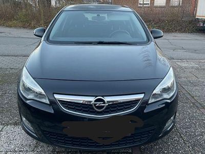 Gebraucht Opel Astra 101 PS (74 kW) 2010 Schwarz Limousine
