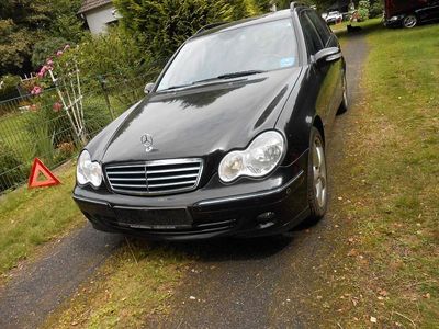 Mercedes C180