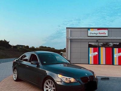 Gebraucht BMW 525 197 PS (144 kW) 2008 Grau Limousine