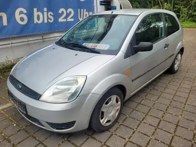 Gebraucht Ford Fiesta 60 PS (44 kW) 2005 Silber Kleinwagen