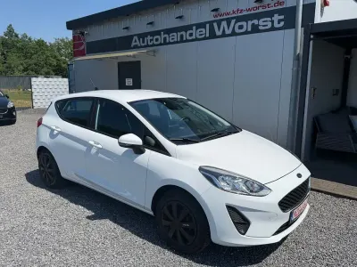 Gebraucht Ford Fiesta 75 PS (55 kW) 2020 Frostweiß Kleinwagen