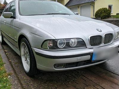 Gebraucht BMW 520 150 PS (110 kW) 1999 Silber Limousine