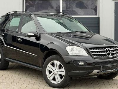 Gebraucht Mercedes ML320 224 PS (164 kW) 2007 Schwarz SUV