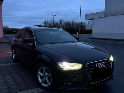Gebraucht Audi A4 143 PS (105 kW) 2012 Schwarz Kombi