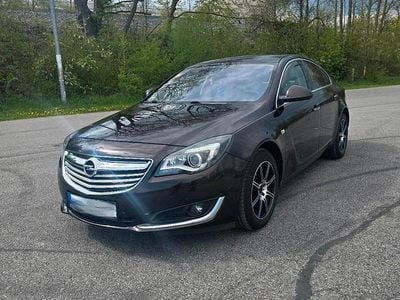 Usata Opel Insignia 163 CV (119 kW) 2014 Marrone Berlina
