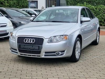 Second-hand Audi A4 Premium 131 CP (96 kW) 2005 Argintiu Berlinǎ