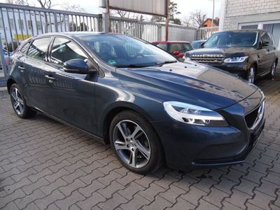 gebraucht Volvo V40 T2 Geartronic Momentum LED Navi