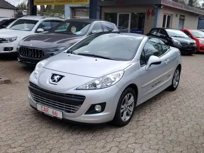 Gebraucht Peugeot 207 CC Platinum 120 PS (88 kW) 2012 Grau Cabrio