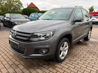 Gebraucht VW Tiguan Sport 122 PS (89 kW) 2012 Pepper grey metallic SUV