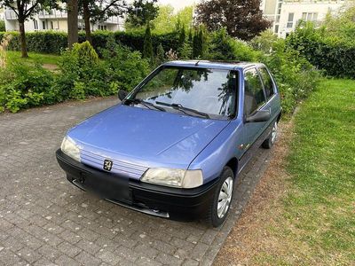Peugeot 106
