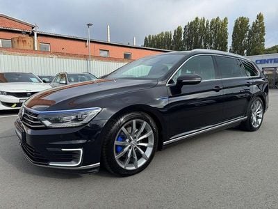 Gebraucht VW Passat Highline 156 PS (114 kW) 2015 Schwarz Kombi