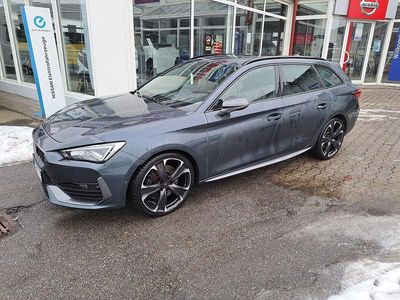 Grau Gebraucht 2022 Cupra Leon VZ Limousine | 23.990 € (Guter Preis)