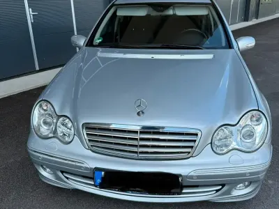 Gebraucht Mercedes C230 204 PS (150 kW) 2005 Grau Limousine