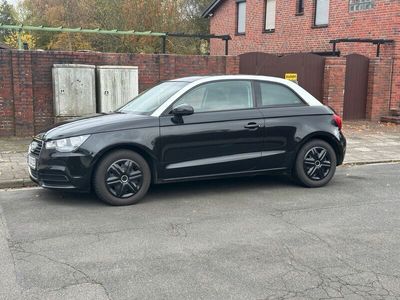 gebraucht Audi A1 1,6 TDI Attraction sehr gepflegter Zustand „TÜV-neu“