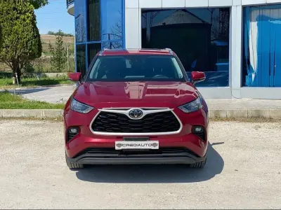 Gebraucht Toyota Highlander 401 PS (294 kW) 2021 Rot SUV