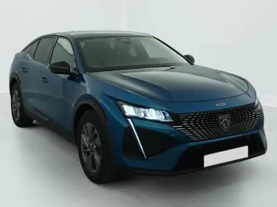 Gebraucht Peugeot 408 Allure 136 PS (100 kW) 2025 Blau (bleu obsession) SUV
