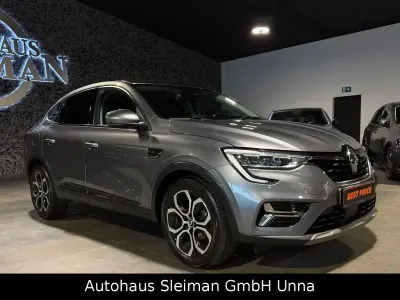 Gebraucht Renault Arkana Intens 140 PS (102 kW) 2022 Grau SUV