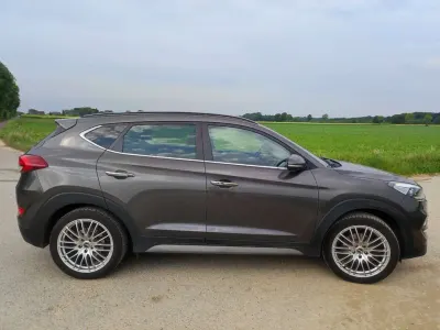 Gebraucht Hyundai Tucson Premium 177 PS (130 kW) 2017 Braun SUV