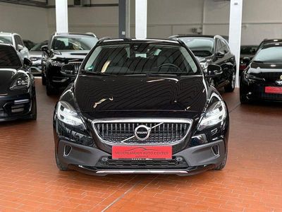 Gebraucht Volvo V40 152 PS (111 kW) 2019 Schwarz Limousine