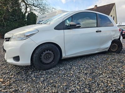 gebraucht Toyota Yaris 1,0-l-Dual-VVT-i Cool