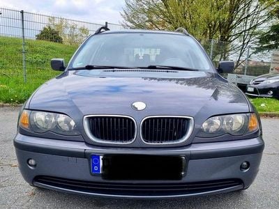 Usata BMW 318 143 CV (105 kW) 2003 Grigio Station wagon