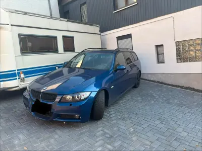 Gebraucht BMW 320 M Sport 163 PS (119 kW) 2006 Blau Kombi