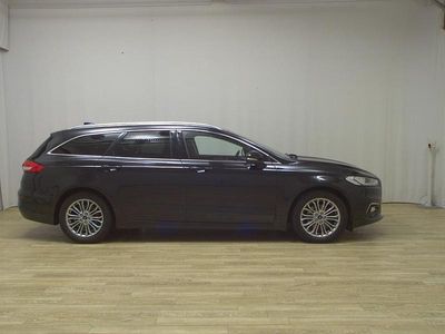 Schwarz Gebraucht 2022 Ford Mondeo Titanium Kombi | 11.750 € (Fairer Preis)