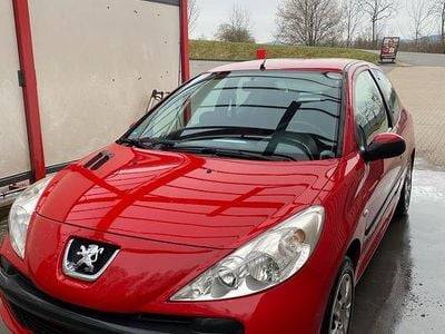 Gebraucht Peugeot 206+ 75 PS (55 kW) 2009 Rot Kleinwagen