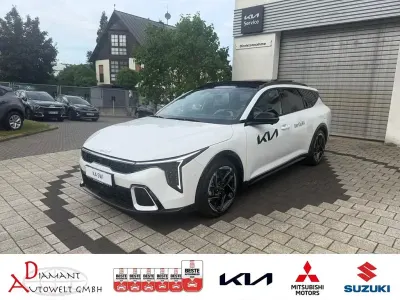 Neu Kia K4 GT-Line 179 PS (131 kW) 2026 Weiß Kombi