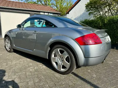 Używany Audi TT Sport 163 KM (119 kW) 2005 Srebrny Coupe