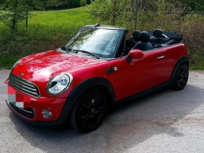 Begagnad Mini Cooper Cabriolet 122 HK (89 kW) 2014 Röd Cab
