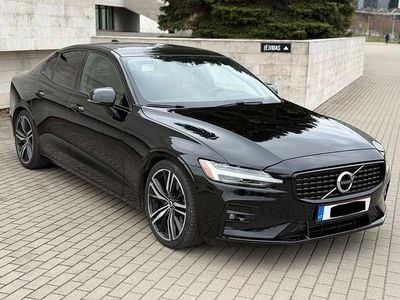 Begagnad Volvo S60 R-Design 320 HK (235 kW) 2019 Svart Sedan