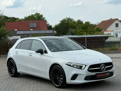 Gebraucht Mercedes A180 AMG Edition 1 136 PS (100 kW) 2019 Weiß Limousine