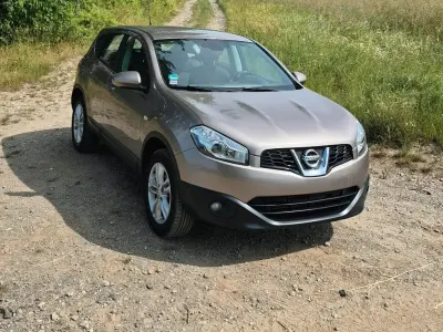 Gebraucht Nissan Qashqai Acenta 130 PS (95 kW) 2012 Braun SUV