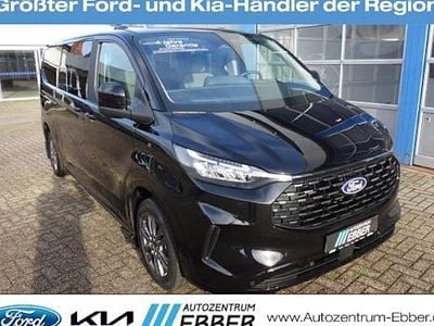 Gebraucht Ford Tourneo Titanium 136 PS (100 kW) 2025 Schwarz Van / Kleinbus