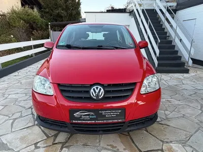 Second-hand VW Fox 54 CP (39 kW) 2010 Roșu Hatchback