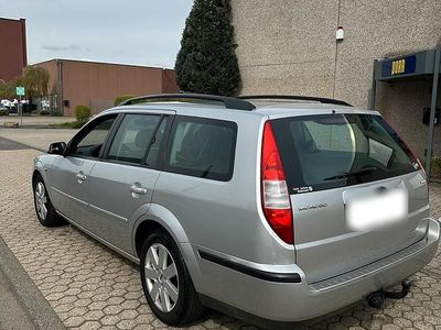Usata Ford Mondeo 116 CV (85 kW) 2007 Argento Station wagon