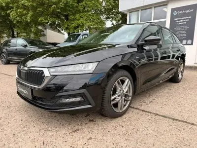 Usata Skoda Octavia Clever 150 CV (110 kW) 2022 Nero Station wagon