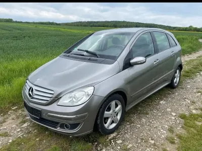 Używany Mercedes B200 140 KM (102 kW) 2005 Szary Minivan