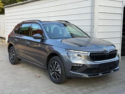 Neu Skoda Kamiq Selection 116 PS (85 kW) 2025 Graphitegrau metallic SUV