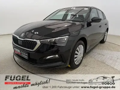 Gebraucht Skoda Scala Ambition 110 PS (80 kW) 2023 Schwarzmagic perleffekt Kleinwagen