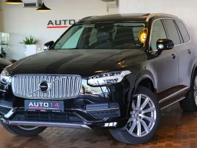 Gebraucht Volvo XC90 Inscription 224 PS (164 kW) 2016 Onyx black / metallic SUV