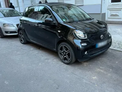 Gebraucht Smart ForFour 89 PS (65 kW) 2019 Schwarz Kleinwagen